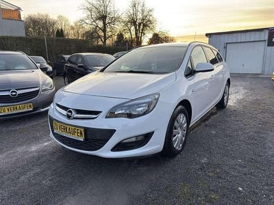 Gebraucht Opel Astra Selection 116 PS (85 kW) 2015 Weiß Kombi