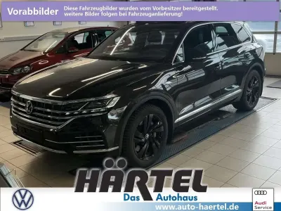 Gebraucht VW Touareg Elegance 381 PS (280 kW) 2022 Tamarindenbraun (brown), metallic SUV