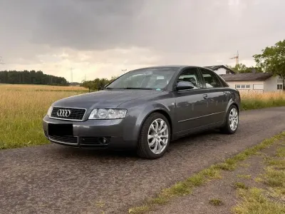 Gebraucht Audi A4 220 PS (161 kW) 2004 Grau Limousine