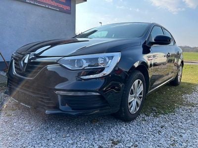 Gebraucht Renault Mégane IV Life 101 PS (74 kW) 2018 Schwarz Limousine