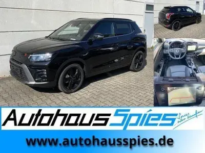 Neu KGM Tivoli 163 PS (119 kW) 2026 Space black metallic lak SUV