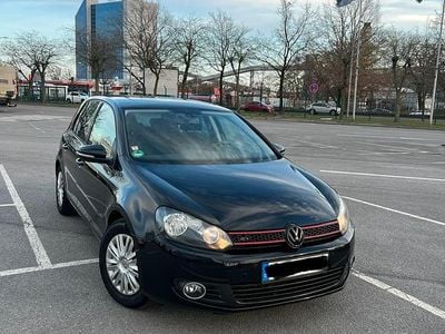 Usata VW Golf VI 110 CV (80 kW) 2010 Nero Utilitaria