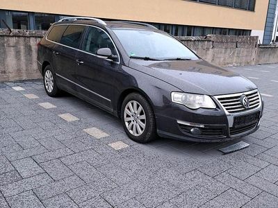 Grau Gebraucht 2008 VW Passat Kombi | 3.799 € (Fairer Preis)