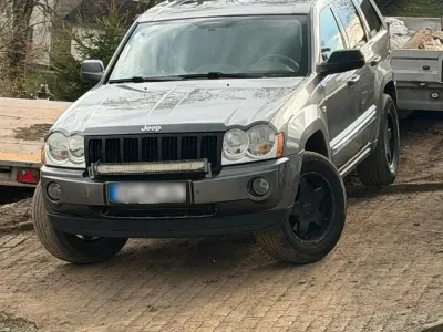 Gebraucht Jeep Grand Cherokee 218 PS (160 kW) 2007 Grau SUV