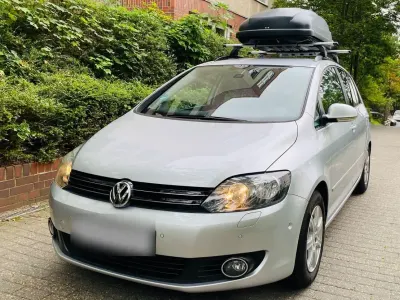 Gebraucht VW Golf Plus Cross Comfortline 122 PS (89 kW) 2011 Silber Van / Kleinbus