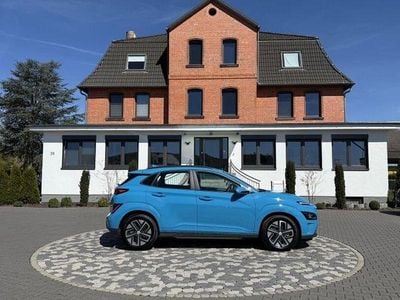 Gebraucht Hyundai Kona Select 100 kW (136 PS) 2023 Blau SUV