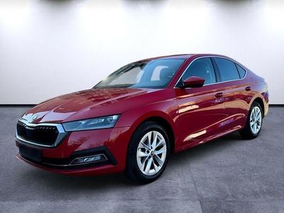Rot Gebraucht 2023 Skoda Octavia Style Limousine | 24.880 € (Guter Preis)