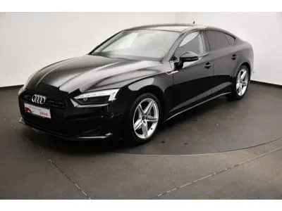 Gebraucht Audi A5 Sportback Advanced 204 PS (150 kW) 2023 Mythosschwarz metallic (metallic) Kleinwagen