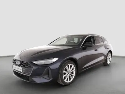 Gebraucht Audi A5 Ambiente 204 PS (150 kW) 2025 Firmamentblau metallic Kombi