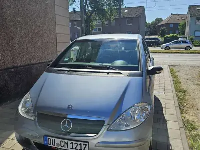 Gebraucht Mercedes A150 Elegance 95 PS (69 kW) 2006 Blau Kleinwagen