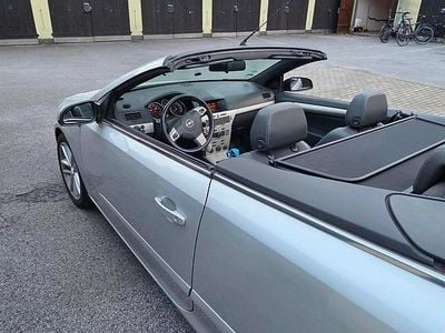 Gebraucht Opel Astra Cabriolet 105 PS (77 kW) 2007 Silber Cabrio