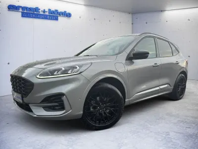 Gebraucht Ford Kuga ST-Line X 224 PS (164 kW) 2023 Solar silver metallic SUV