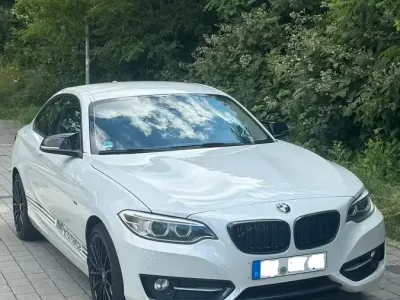 Gebraucht BMW 220 Sport Line 184 PS (135 kW) 2016 Weiß Coupé