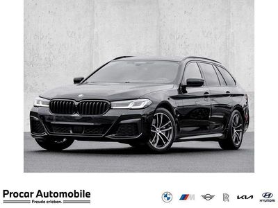 Schwarz Gebraucht 2023 BMW 520 M Sport Kombi | 42.980 € (Etwas zu teuer)
