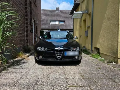 Gebraucht Alfa Romeo 159 136 PS (100 kW) 2011 Schwarz Kombi