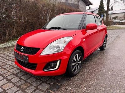 Gebraucht Suzuki Swift Comfort 90 PS (66 kW) 2015 Rot Kleinwagen