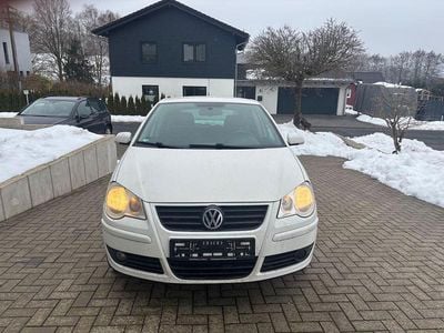 Weiß Gebraucht 2009 VW Polo Comfortline Kleinwagen | 2.850 € (Fairer Preis)