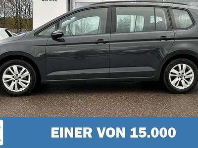 Gebraucht VW Touran Comfortline 150 PS (110 kW) 2023 Grau Van / Kleinbus