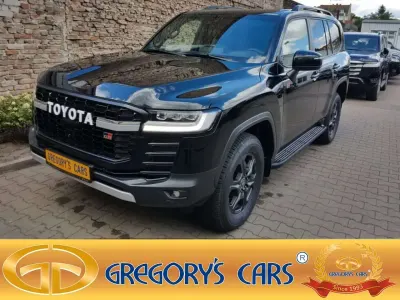 Gebraucht Toyota Land Cruiser Sport 299 PS (219 kW) 2023 Black raven metallic SUV