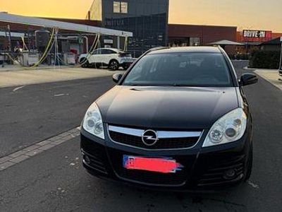 Usata Opel Vectra 155 CV (114 kW) 2005 Nero Station wagon