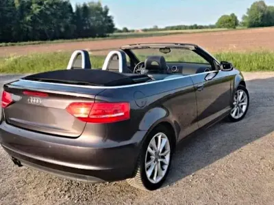 Gebraucht Audi A3 Cabriolet 125 PS (91 kW) 2011 Violet Cabrio