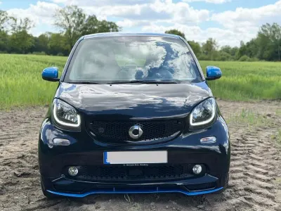 Gebraucht Smart ForTwo Electric Drive Brabus 60 kW (82 PS) 2018 Schwarz