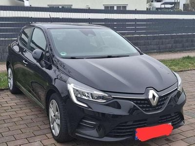 Second-hand Renault Clio V Experience 101 CP (74 kW) 2019 Negru Hatchback