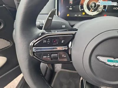 Aston Martin DB12