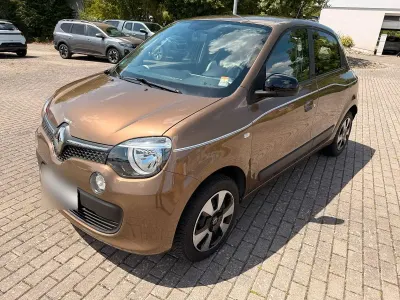 Gebraucht Renault Twingo Life 69 PS (50 kW) 2017 Braun Kleinwagen