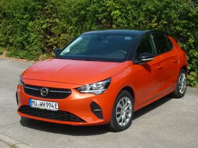 Usata Opel Corsa-e Edition 100 kW (136 CV) 2022 Utilitaria