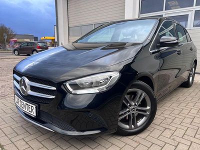 Gebraucht Mercedes B180 116 PS (85 kW) 2019 Schwarz Van / Kleinbus