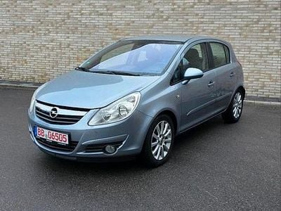 Gebraucht Opel Corsa 90 PS (66 kW) 2007 Silber Kleinwagen