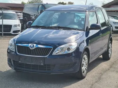 Gebraucht Skoda Roomster Ambition 105 PS (77 kW) 2014 Blau Van / Kleinbus
