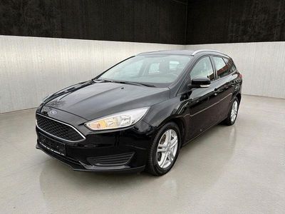 Schwarz Gebraucht 2018 Ford Focus Limousine | 10.499 € (Fairer Preis)
