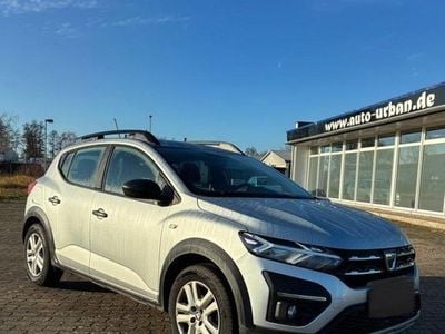 Silber Gebraucht 2023 Dacia Sandero Stepway Kleinwagen | 13.950 € (Guter Preis)