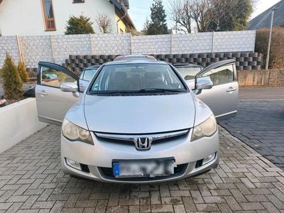Grau Gebraucht 2008 Honda Civic Hybrid Limousine | 3.999 € (Guter Preis)