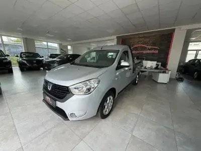 Gebraucht Dacia Dokker 102 PS (75 kW) 2018 Silber Van / Kleinbus