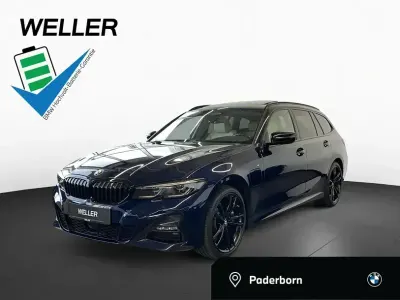 Gebraucht BMW 330e M Sport 292 PS (214 kW) 2021 Tansanitblau ii (blau) Kombi