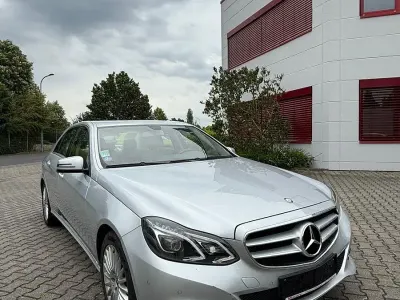 Gebraucht Mercedes E250 Elegance 211 PS (155 kW) 2013 Silber Limousine
