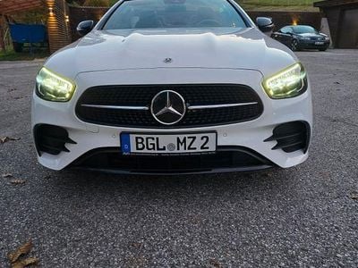 Weiß Gebraucht 2023 Mercedes E300 Cabrio | 59.600 € (Teuer)