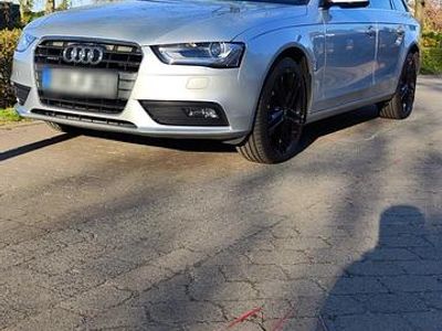 Gebraucht Audi A4 177 PS (130 kW) 2012 Grau Kombi