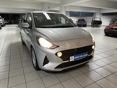 Silber metallic Gebraucht 2022 Hyundai i10 Trend Kleinwagen | 14.410 € (Fairer Preis)
