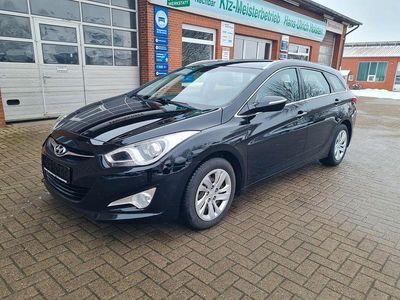 Gebraucht Hyundai i40 Edition 136 PS (100 kW) 2015 Schwarz Kombi