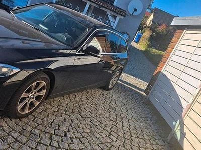 Usata BMW 318 150 CV (110 kW) 2013 Nero Station wagon