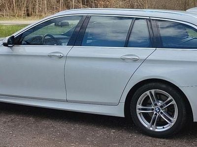 Gebraucht BMW 520 Gran Turismo Luxury Line 190 PS (139 kW) 2016 Weiß Limousine