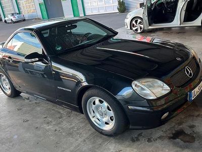 Gebraucht Mercedes SLK200 163 PS (119 kW) 2000 Schwarz Cabrio