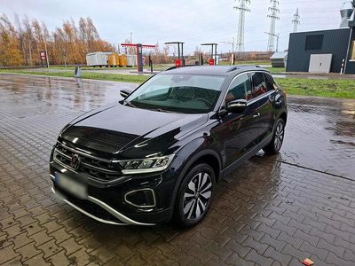 Schwarz Gebraucht 2024 VW T-Roc SUV | 27.500 € (Guter Preis)