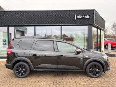 Neu Dacia Jogger Extreme 101 PS (74 kW) 2025 Schwarz Van / Kleinbus