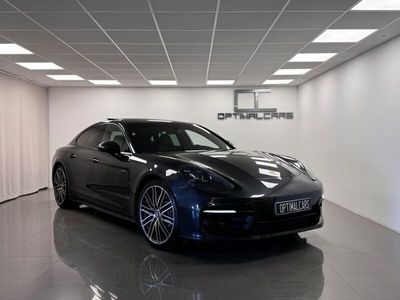 Porsche Panamera 4