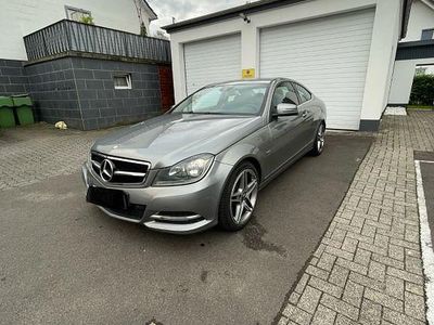 Mercedes C180
